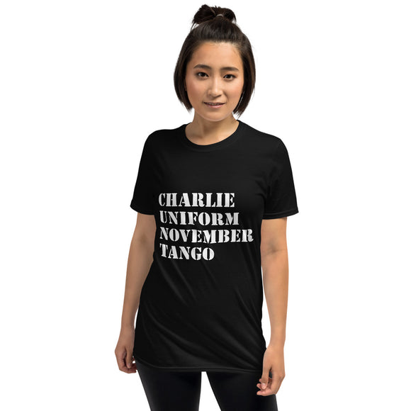 CHARLIE UNIFORM NOVIEMBRE TANGO Camiseta unisex de manga corta (logotipo blanco)